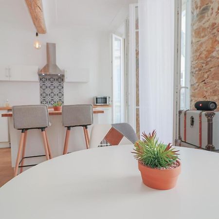 Stylish Apartment In The Old Town, With Ac. Antibes Esterno foto